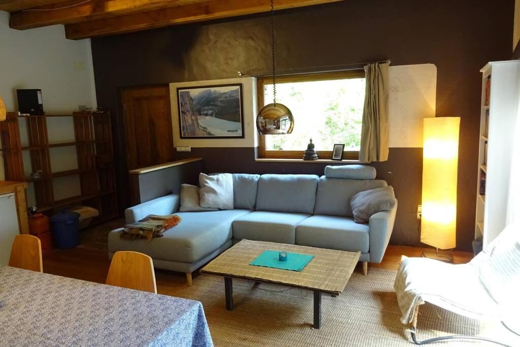 Апартаменты Pont De Valenti Mountain Retreat Жирона Экстерьер фото