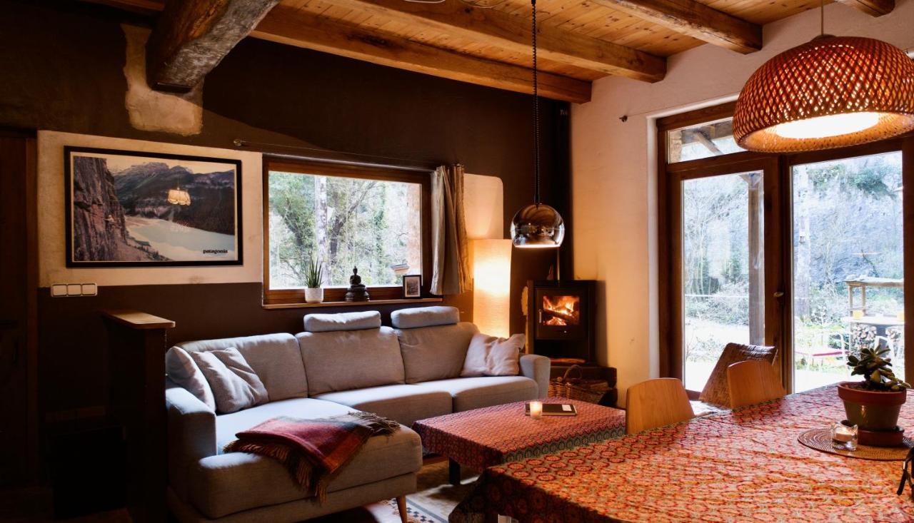 Апартаменты Pont De Valenti Mountain Retreat Жирона Экстерьер фото